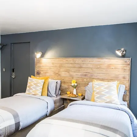 Guest house Tipperary House