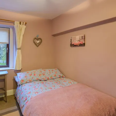 Tipperary House 2* Dublin