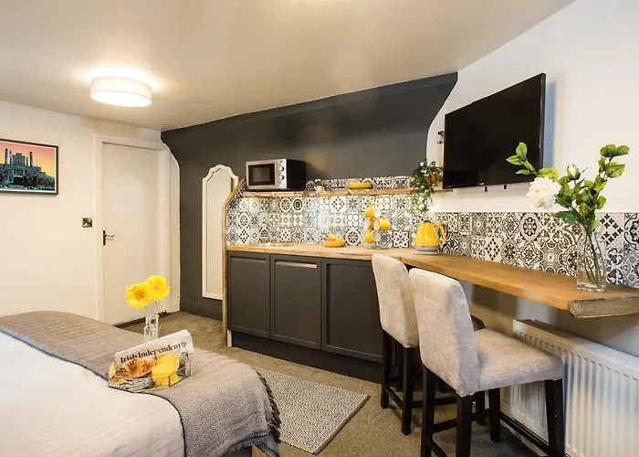 Tipperary House Guest house